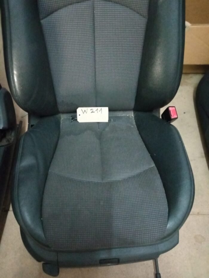 Mercedes Benz W211 03'-09' E CLASS ΣΑΛΟΝΙ ΚΑΘΙΣΜΑΤΑ AVANGARDE ΜΙΣΟ ΔΕΡΜΑ ΑΨΟΓΟ ΚΟΜΠΛΕ ΜΕ ΤΑΠΕΤΣΑΡΙΕΣ - Image 3